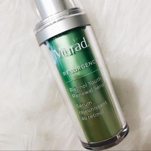 • Murad Retinol Youth Renewal Serum •